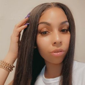 Meet your Posher, Molly